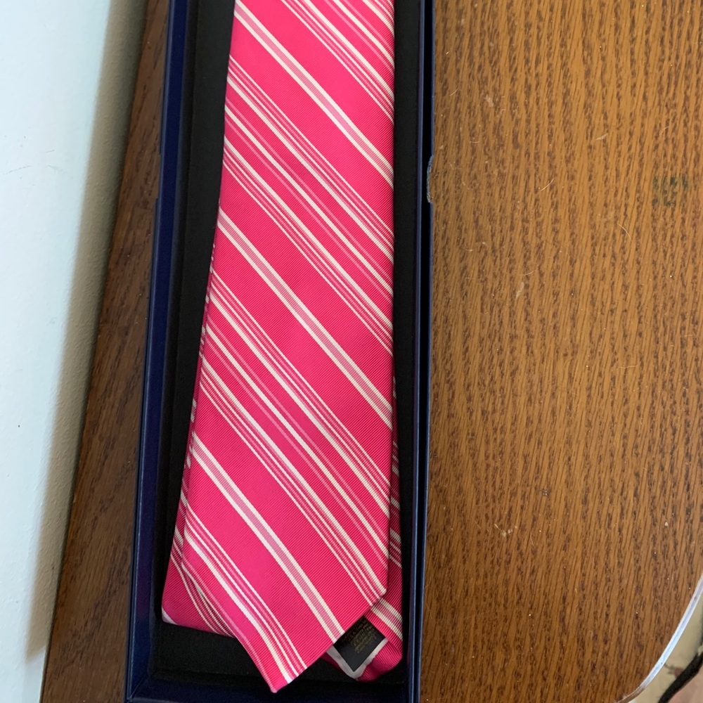 Mens Brooks Brothers Tie.